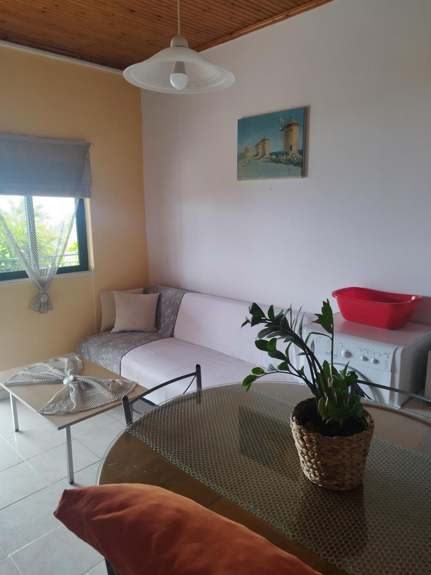 Takis Haikos House Two Minutes Walk To The Beach Peroulia Vounária エクステリア 写真